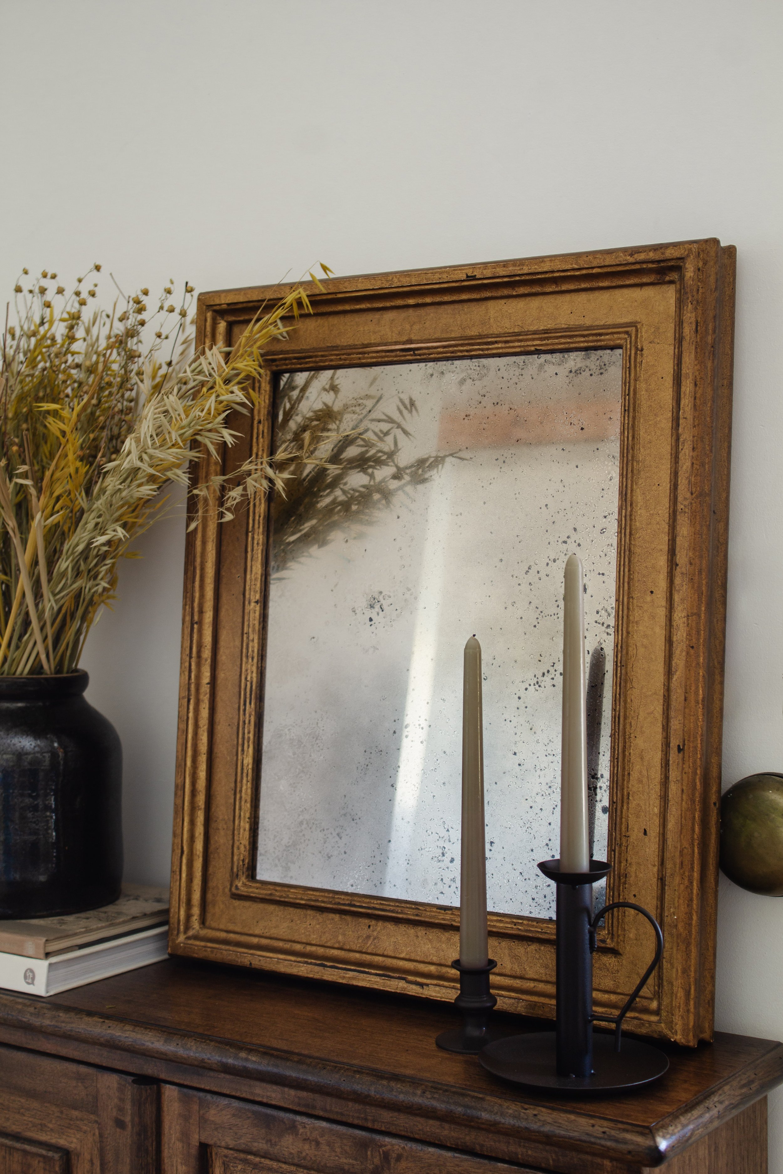 How To Diy Antique Mirror For Less, How Do You Make A Gold Mirror Frame Look Antique
