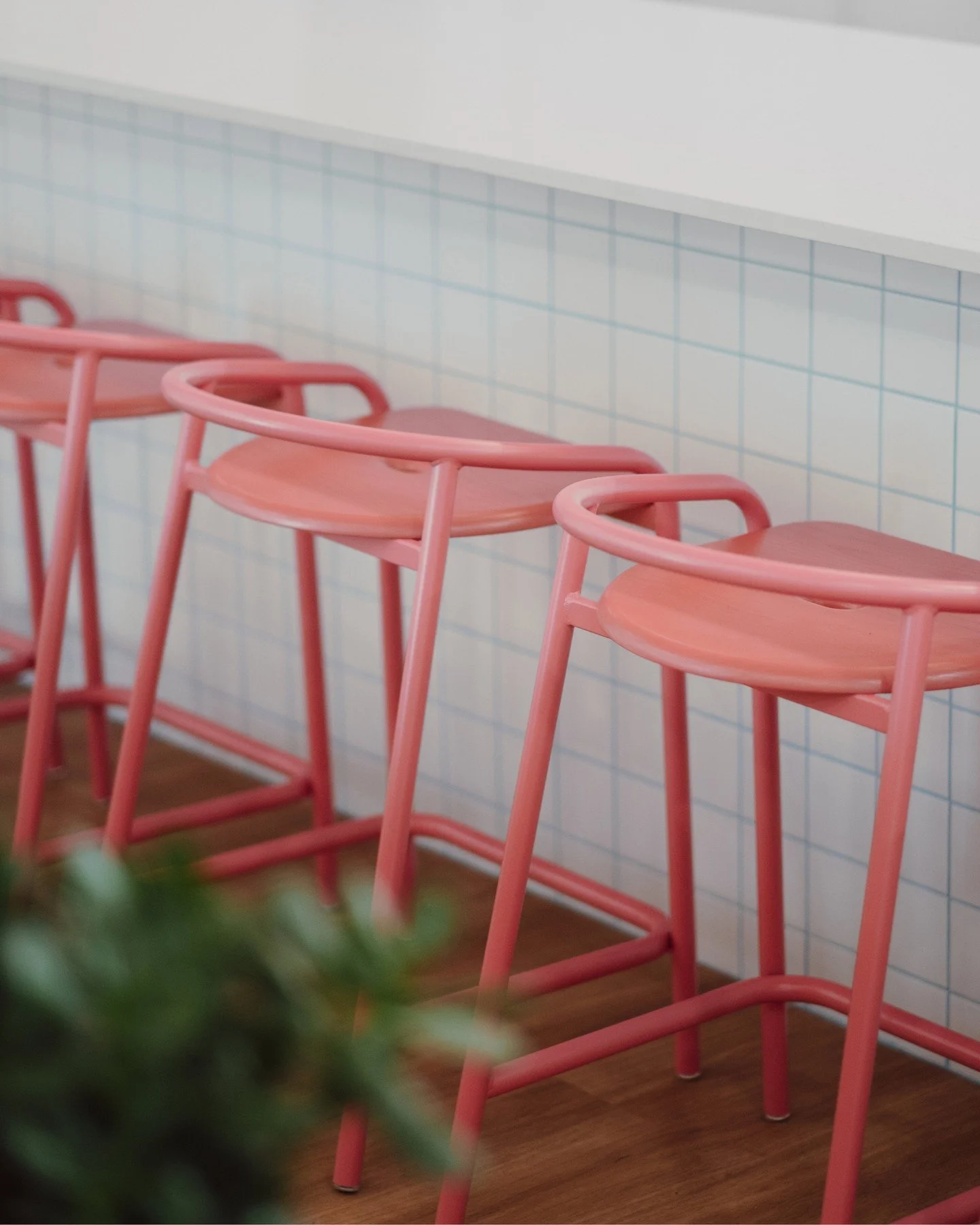 Bender truly has a handle on blending beauty and functionality. The design speaks for itself. A sculpted backrest that&rsquo;s elegant, balanced, and doubles as a handle. Effortless to move, and impossible to resist.  Bender makes every space little 