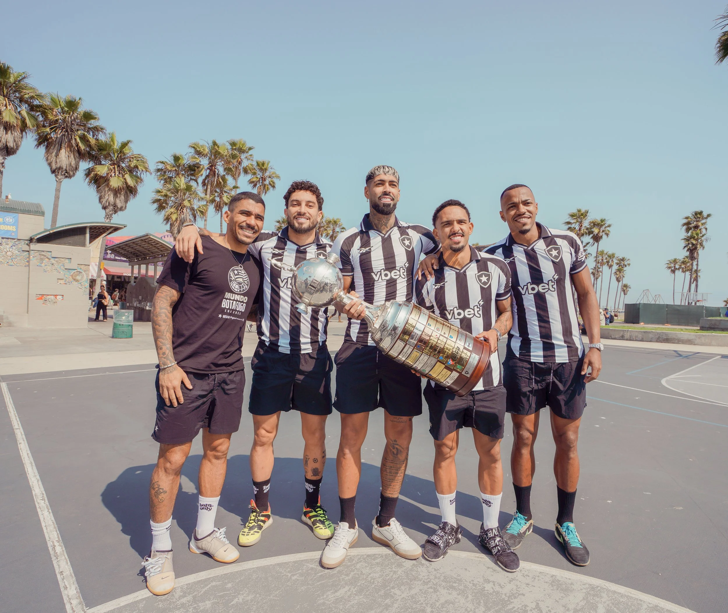 Botafogo and THE Copa Libertadores Trophy Visit VBFC