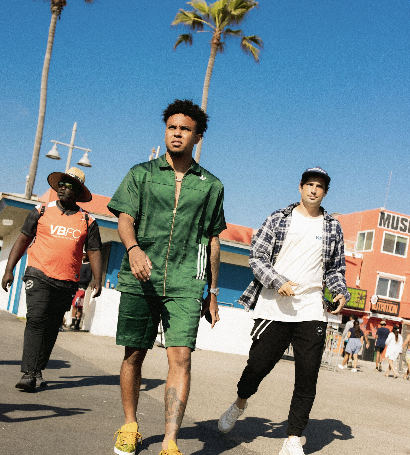 Weston McKennie visits VBFC