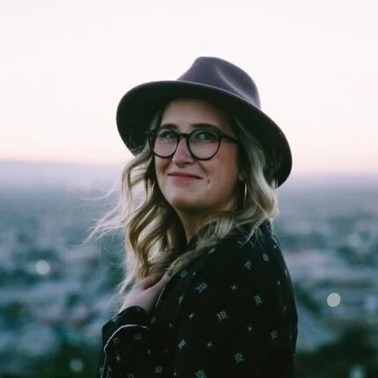 Episode #1009 - Stepping Into Your Identity with Faith Rose