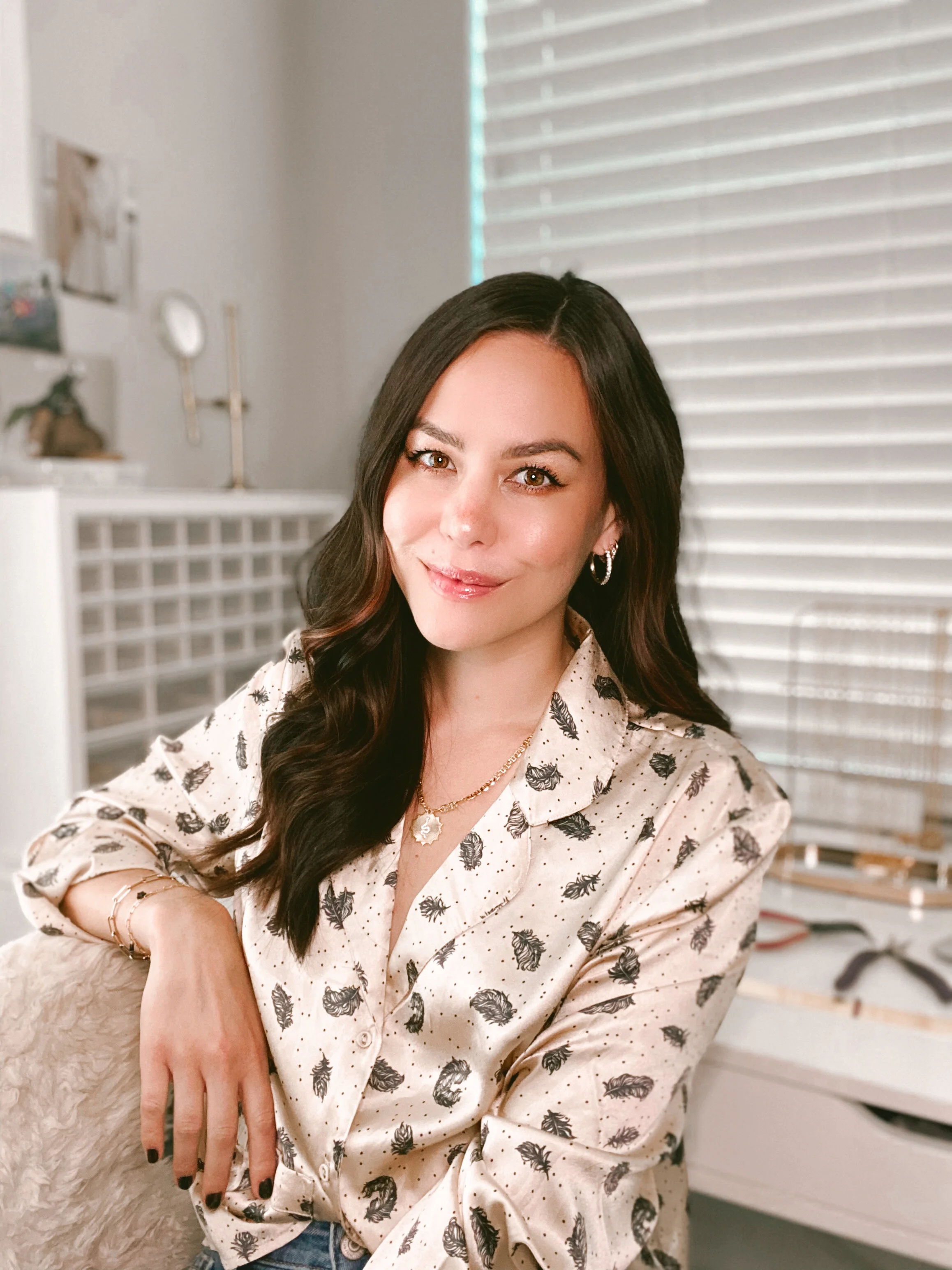 Episode #2008 -Creating A Business With A Cause with Jen Bedrossian of UNCVRD Jewelry