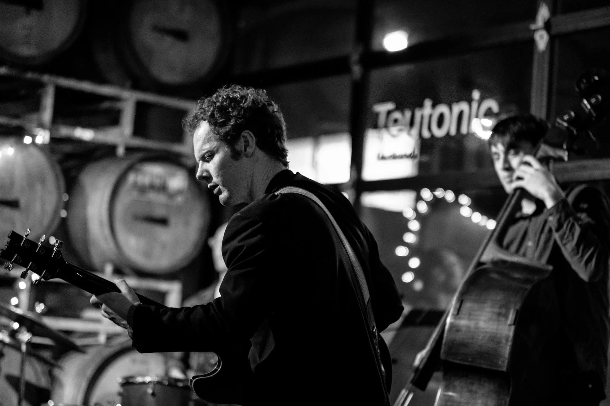 Ron Steen Band featuring Jack Radsliff, Kerry Politzer and Perry Thorsell  .  $10 Cover