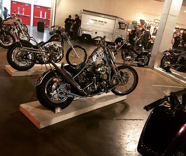 I've been so busy doing art/vendor stuff that I forgot I've got a bike in @the1moto show too.  Feeling pretty stoked on all fronts.🤘👍#theonemotorcycleshow #theonemotoshow #theonemotoshow2020 #choppershit