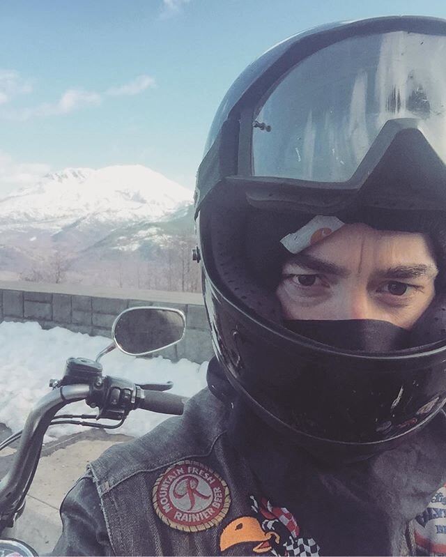 Practiced some social distancing yesterday.  Stay safe, y'all. XO #socialdistancing #ridealone #nocops #snowline #mountsainthelens #harleydavidson #mountsainthelensnationalmonument