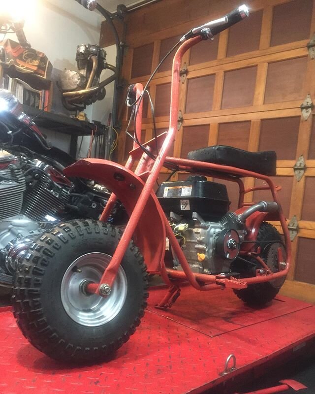 There's probably some other dummy out there with an even more overbuilt minibike exhaust, but until they step forward, I'm claiming the title. #minibike #doodlebike #doodlebug #hoglydooberson #bajadesigns #predator212 #hommadeexhaust #thatthingsounds