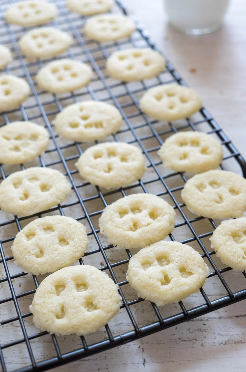 Homemade Peanut Butter & Jelly Oreos — A Sweet Little Life