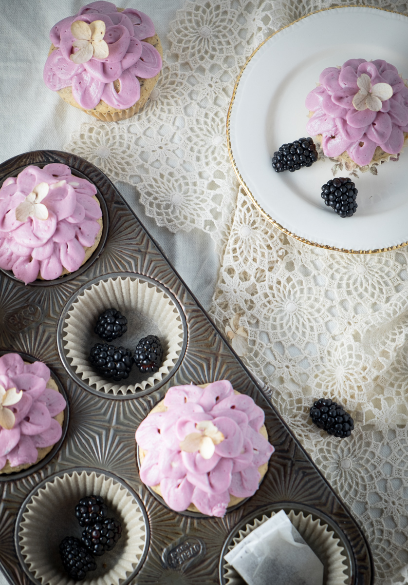 earl-grey-cupcakes-boysenberry-buttercream