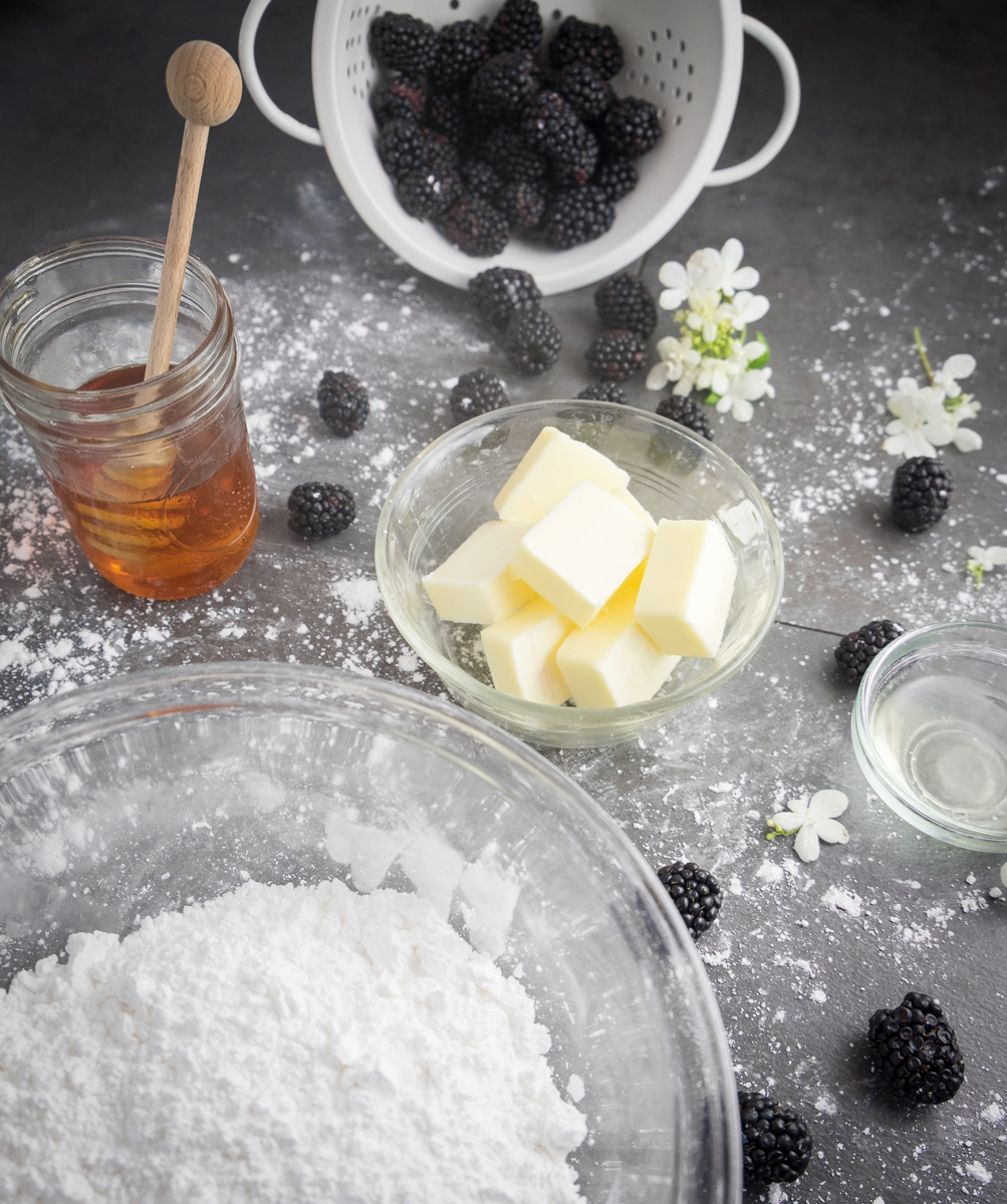 boozy-honey-blackberry-frosting