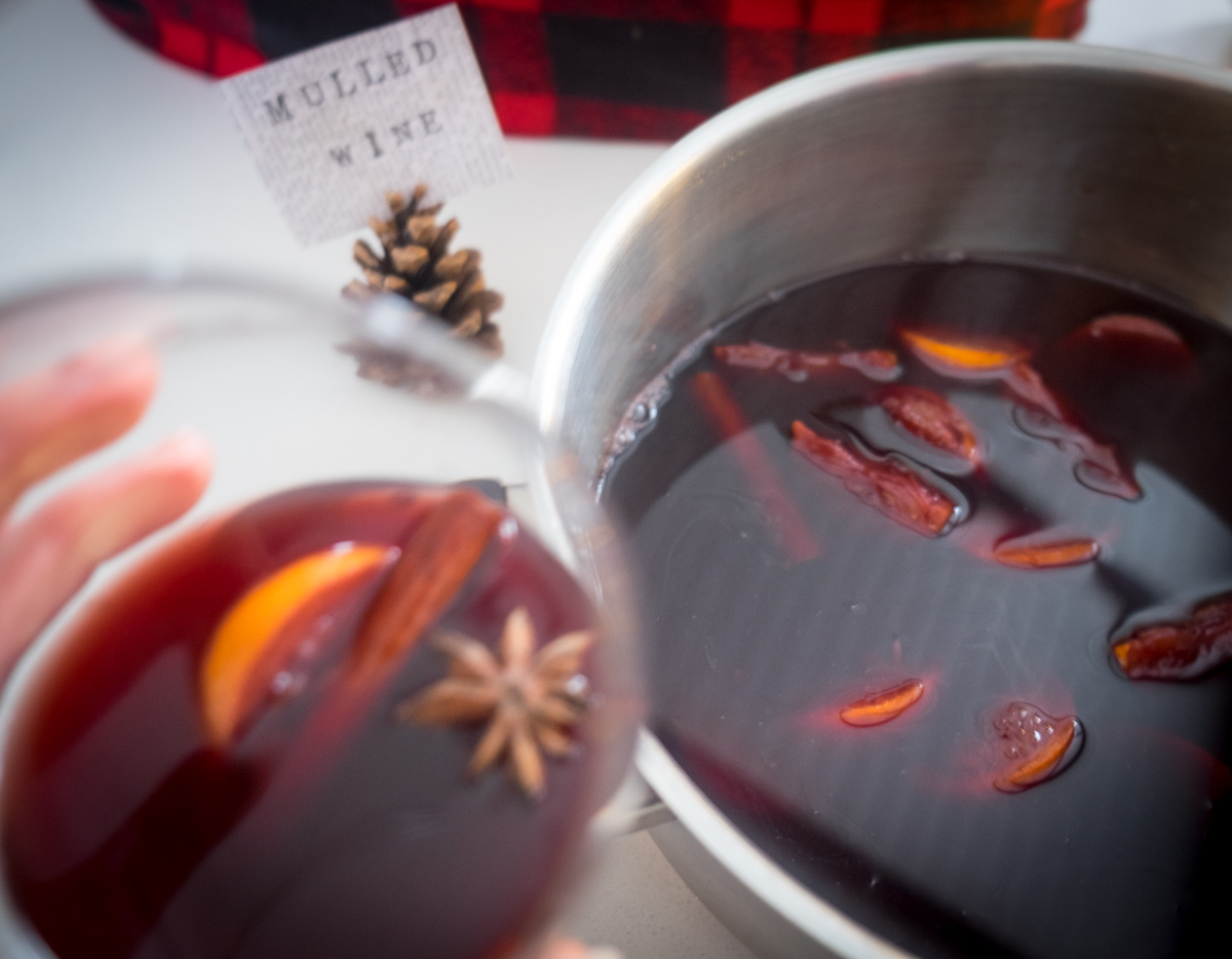 mulled wine-christmas-holiday-party-into the woods