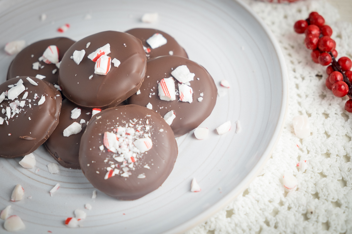 peppermint-mocha-christmas-candy-patty