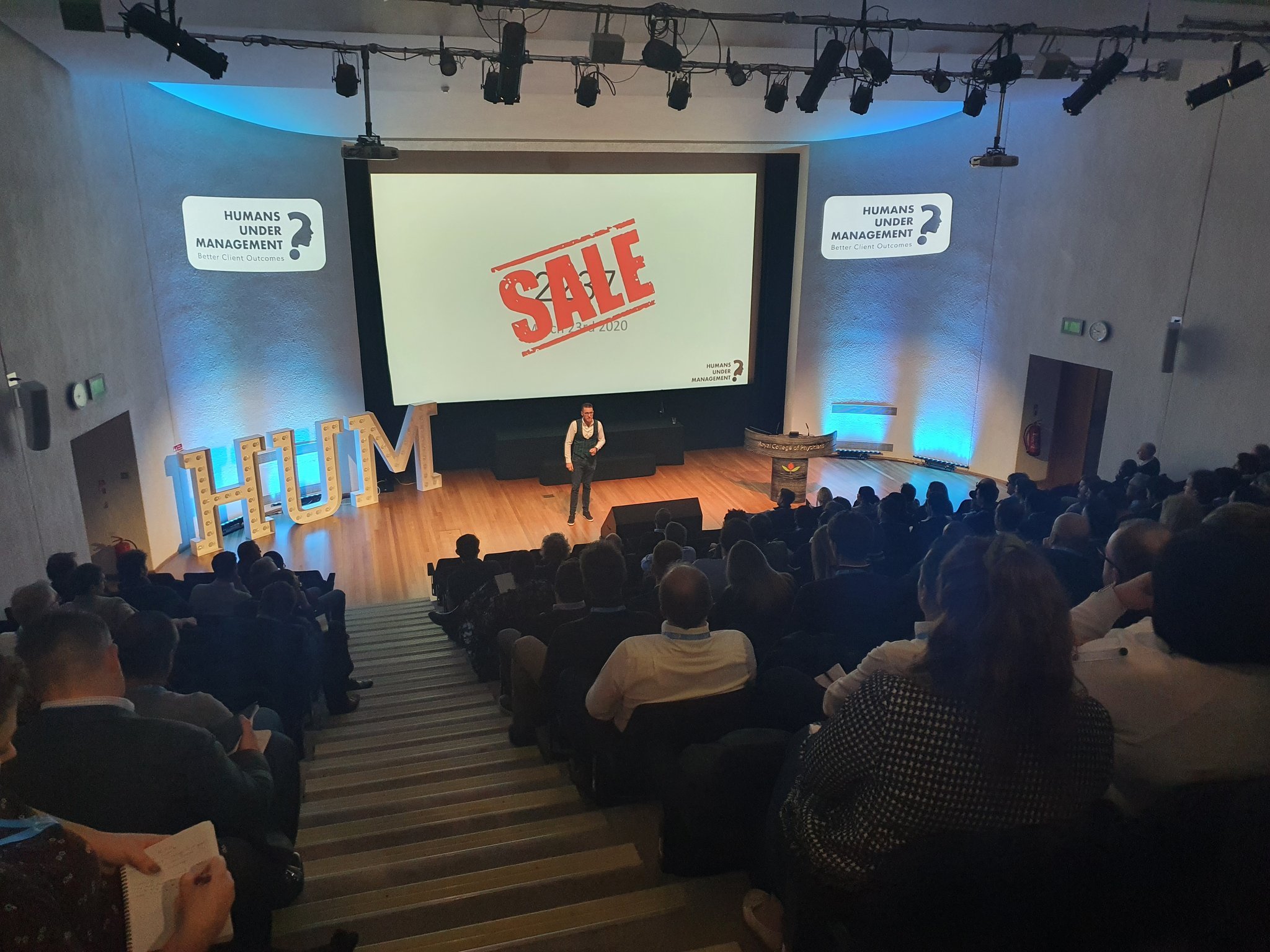 230 - Humans Under Management London 2021