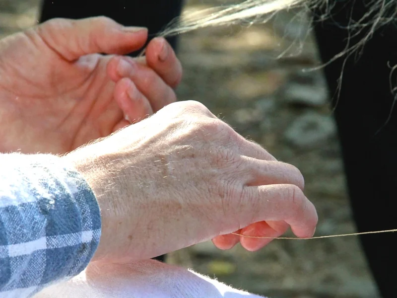 How is Linen Yarn Made? Sister Mountain