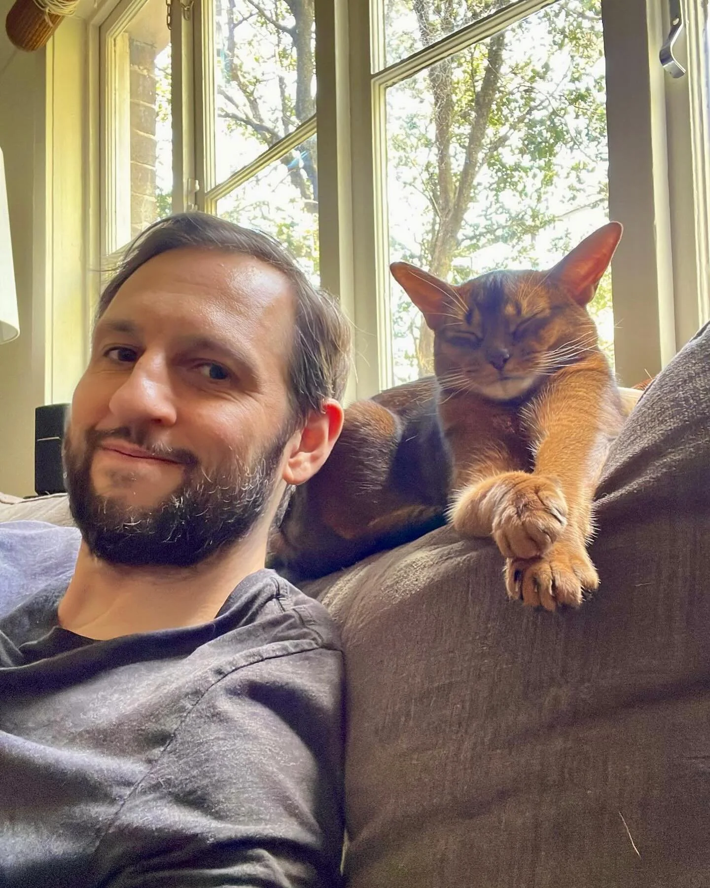 SEVEN YEARS alcohol-free.

It was seven years ago today I last had a drink.

At that point, I'd been moderating for a couple of years but would still find myself on a huge binge once a month or so, a habit I couldn't seem to shake.

Alcohol had playe