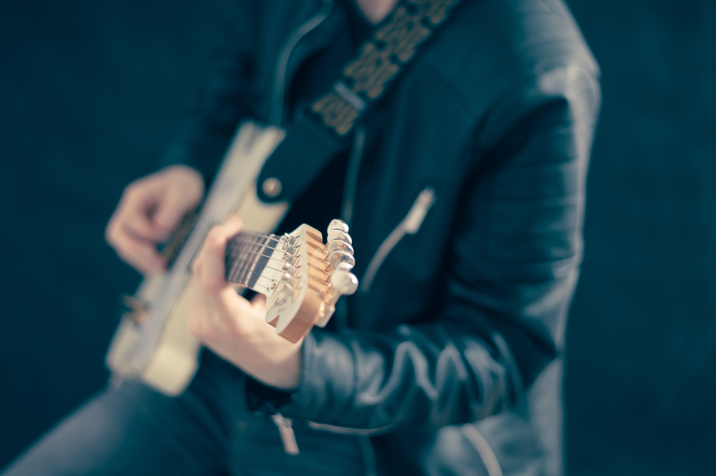 guitar.jpg