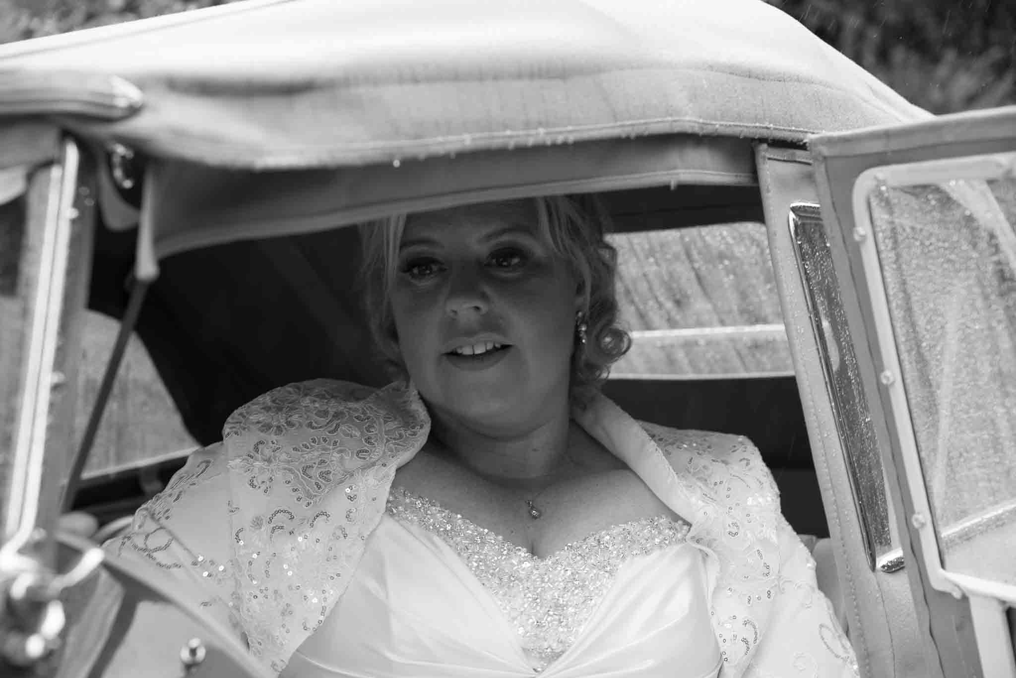 Bride arrives at St Mary & All Saints Beaconsfield