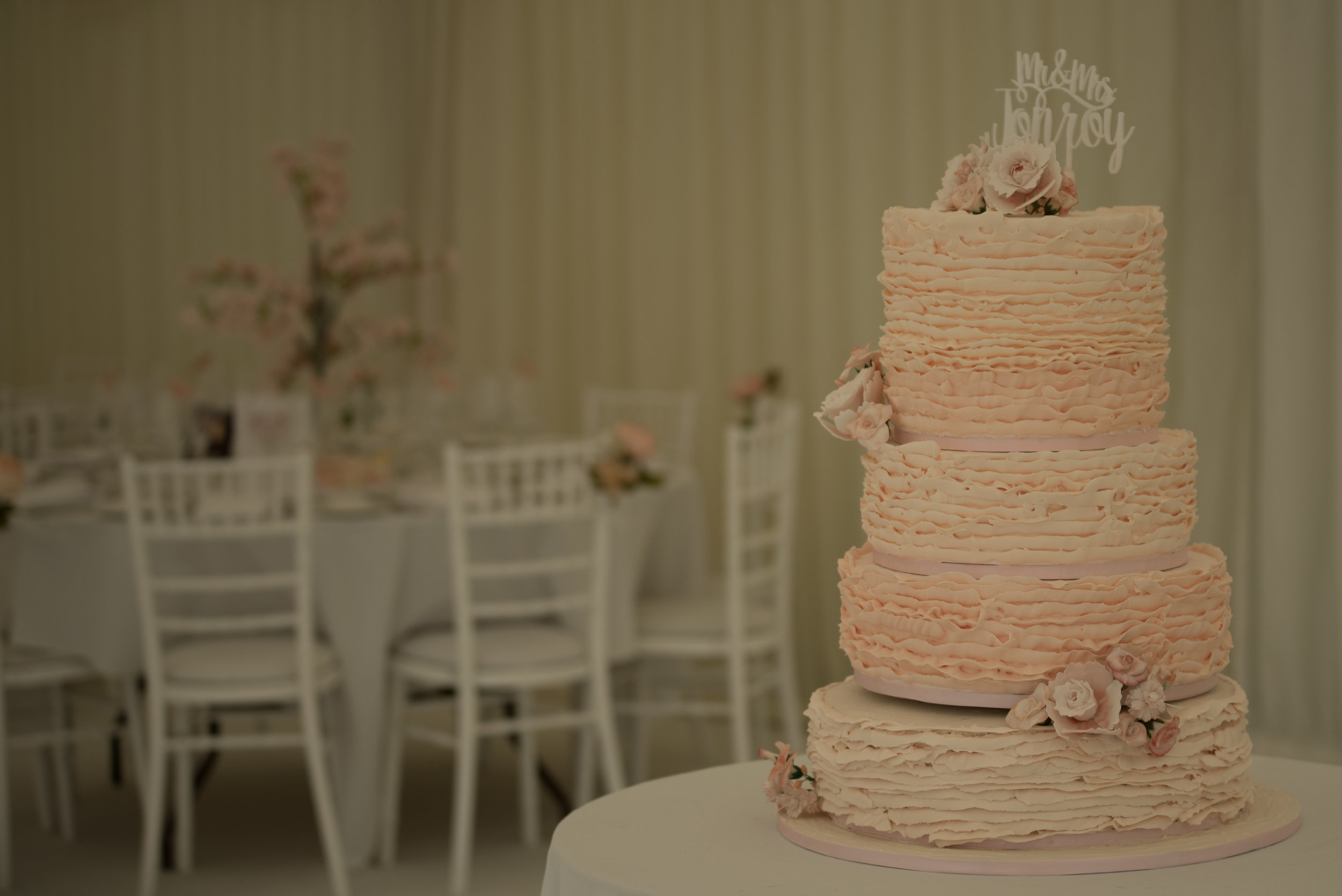 Danesfield House wedding, Danesfield House wedding photography, Danesfield House wedding photography, marquee wedding photography, marquee wedding Buckinghamshire, Canny Cake Company, wedding cake