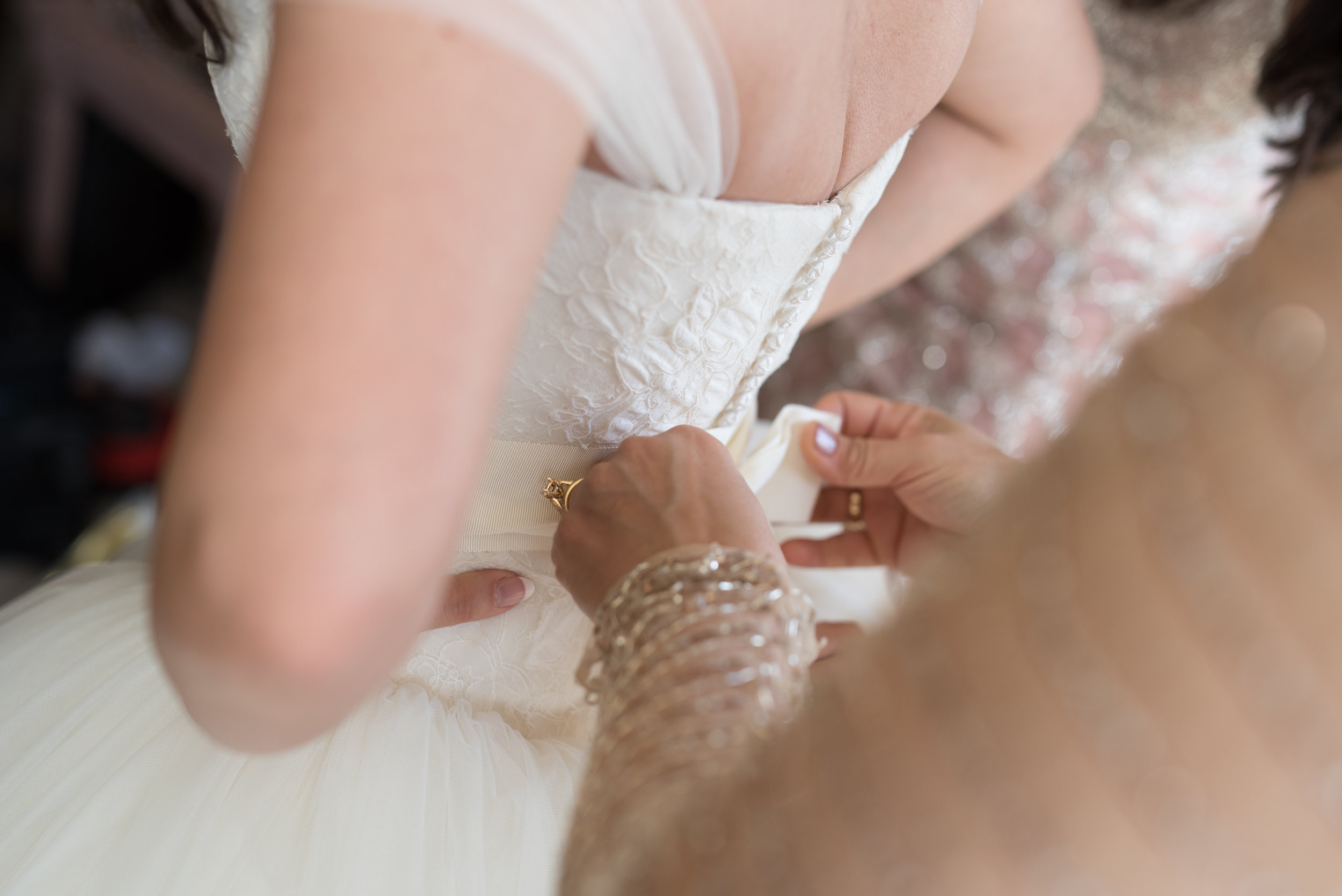 Vera Wang wedding dress, designer wedding dress, Sarah Pipkin Photography