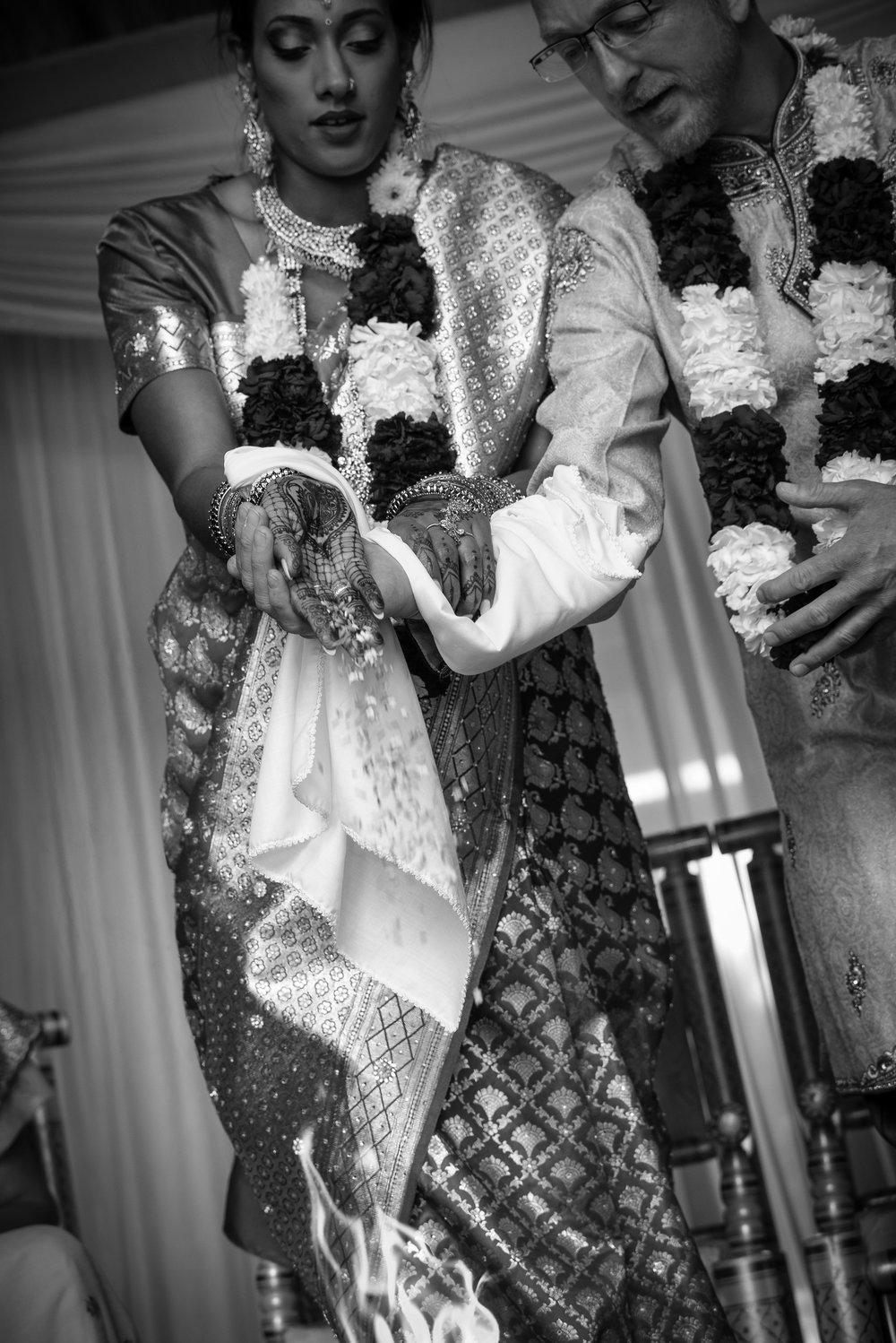 Laja-Huti at traditional Hindu wedding