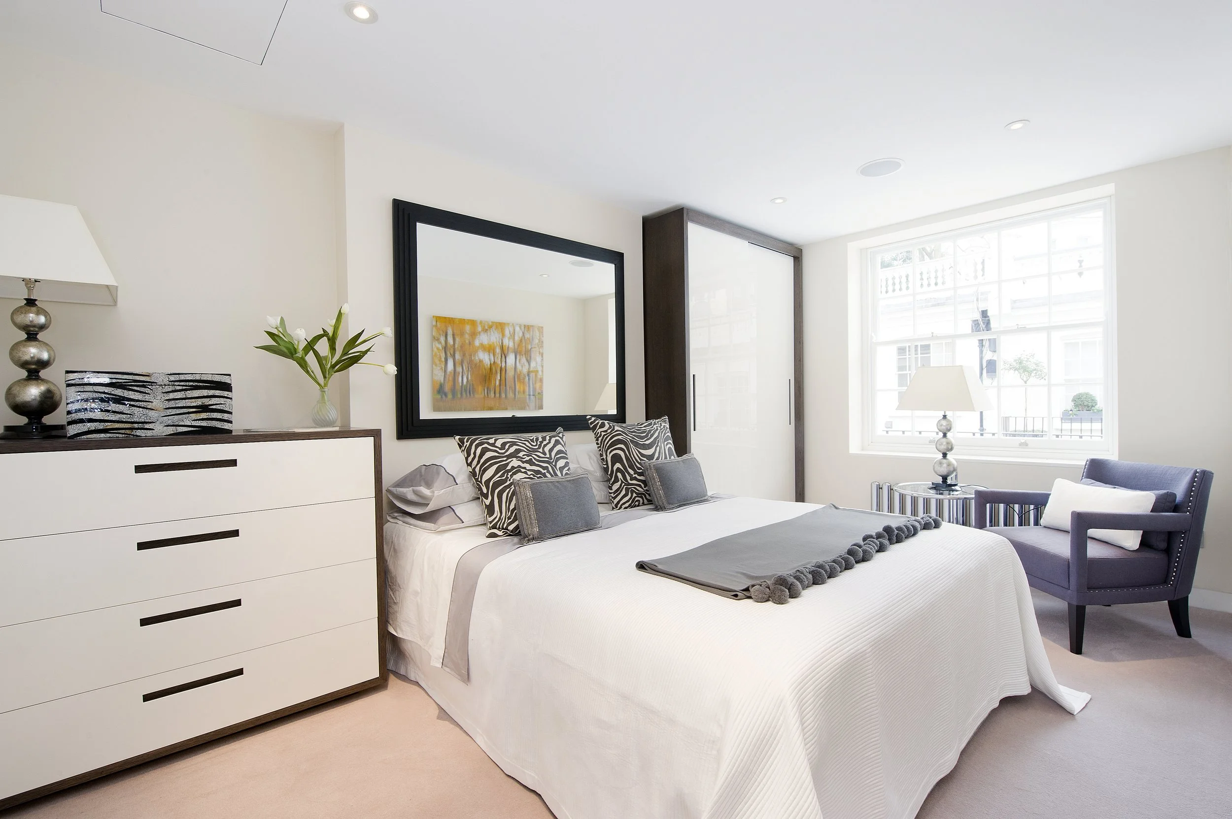 Bespoke bedroom, Surrey — Saville Construction
