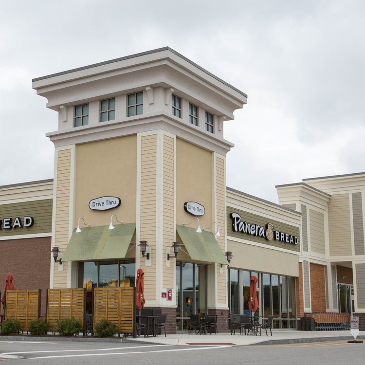 Seabrook Commons Seabrook, NH 187,000 Square Feet KBE Construction Create Architecture Planning & Design