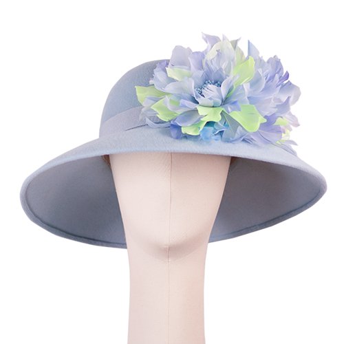 mariaetkindmillinery_MG22_hat_lightblue_felt_feather_flower.jpg