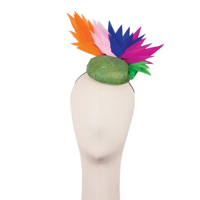 mariaetkindmillinery_green_straw_feather_burst.jpg