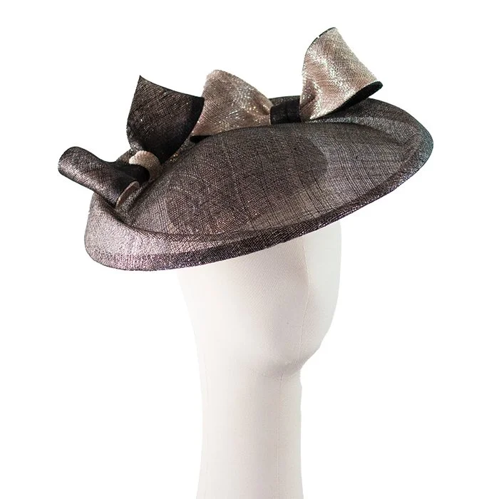 mariaetkindmillinery_Derby_saucer_straw_black_silver_bows.jpg