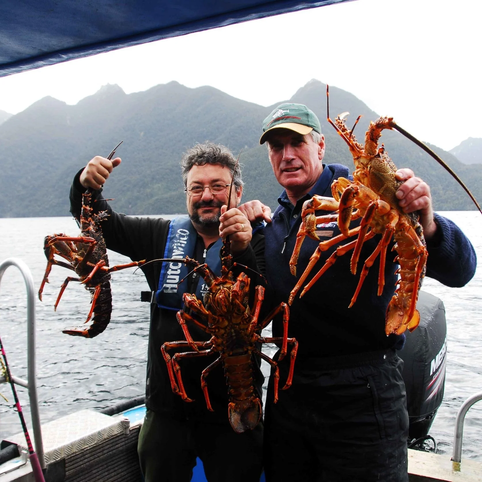 Crayfish in Dusky Sound - Sir Richard Hayes and J-M.jpg