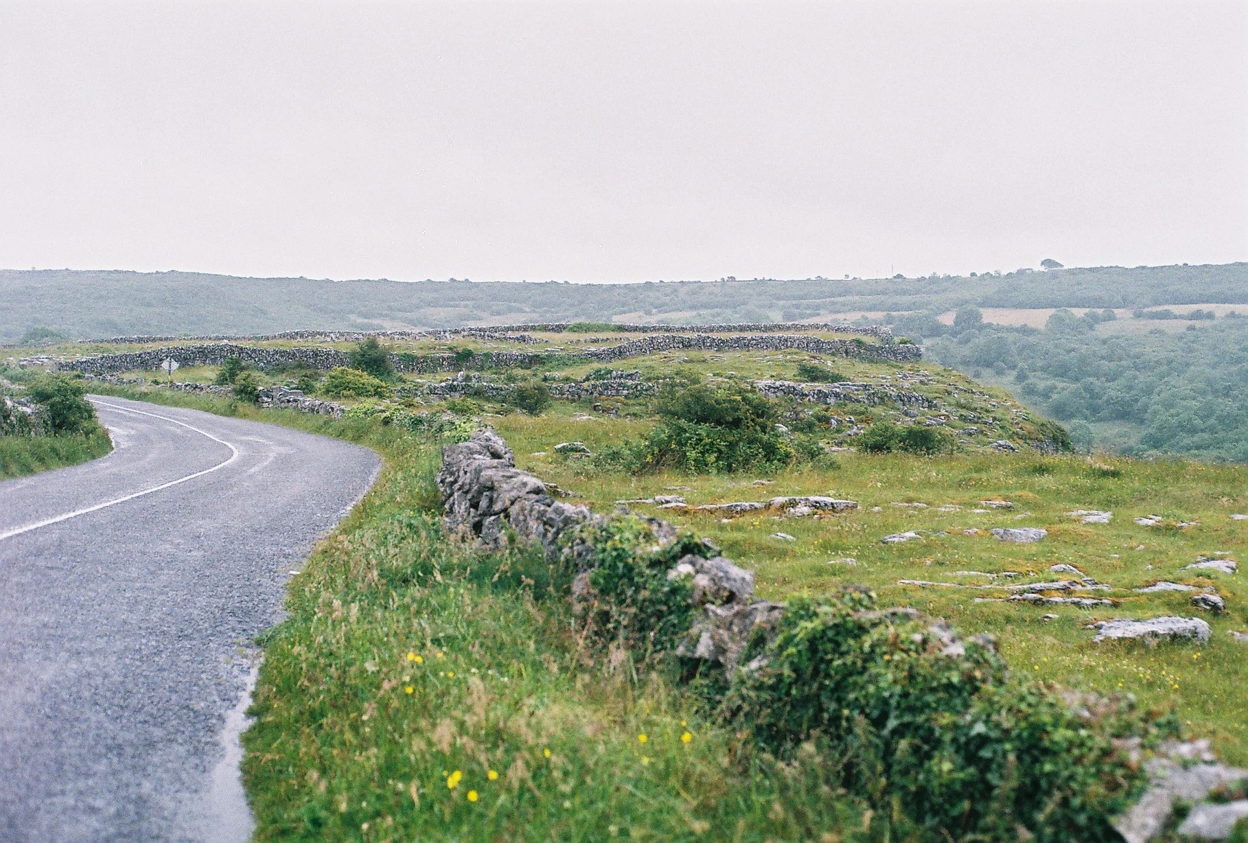 LA ROUTE COMME DÉPENDANCE