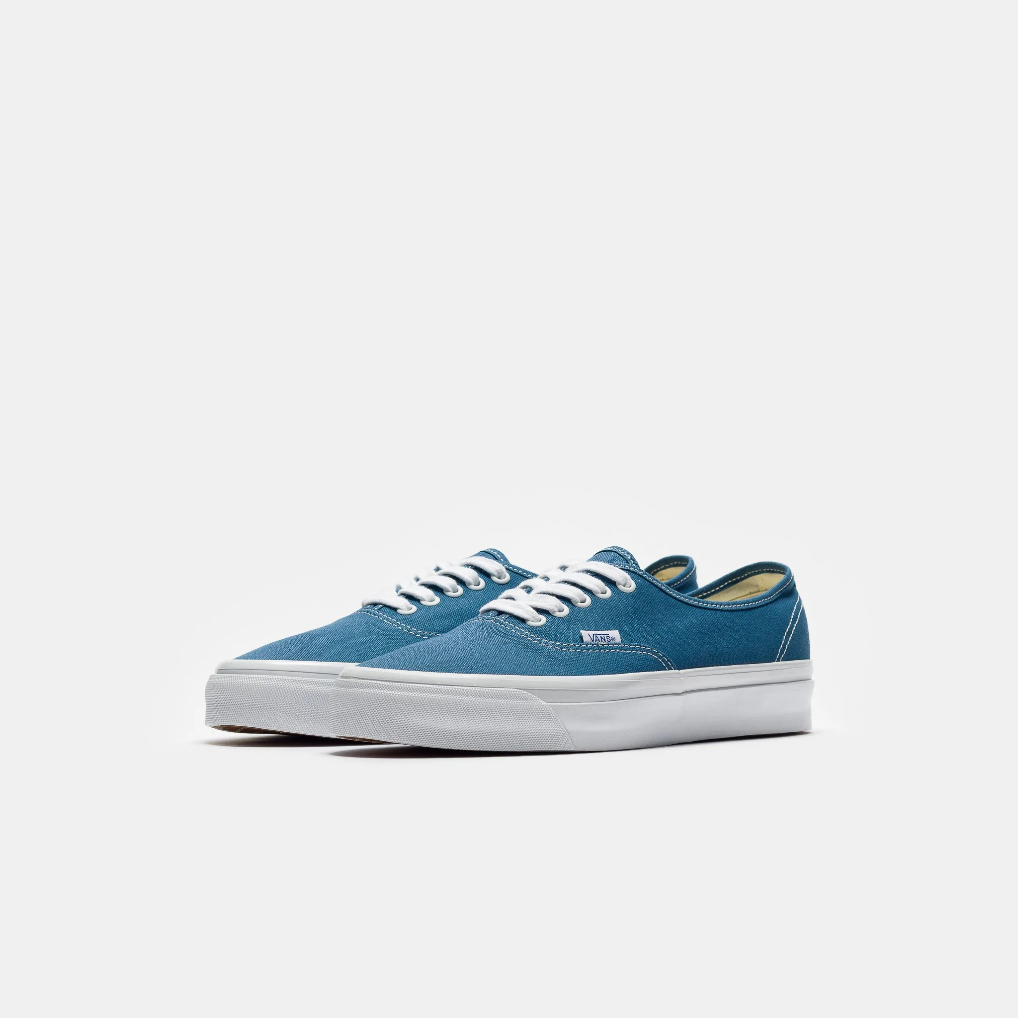 NOTRE-CHICAGO-Vans-LXAuthentic44inNavy-VN000EBNBX9-195062.jpg