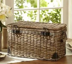  PICNIC BASKETS