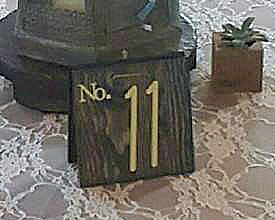  WOODEN TABLE NUMBERS 