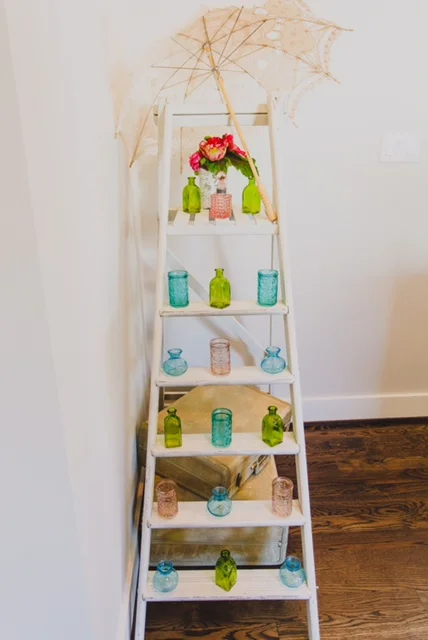  VINTAGE LADDER