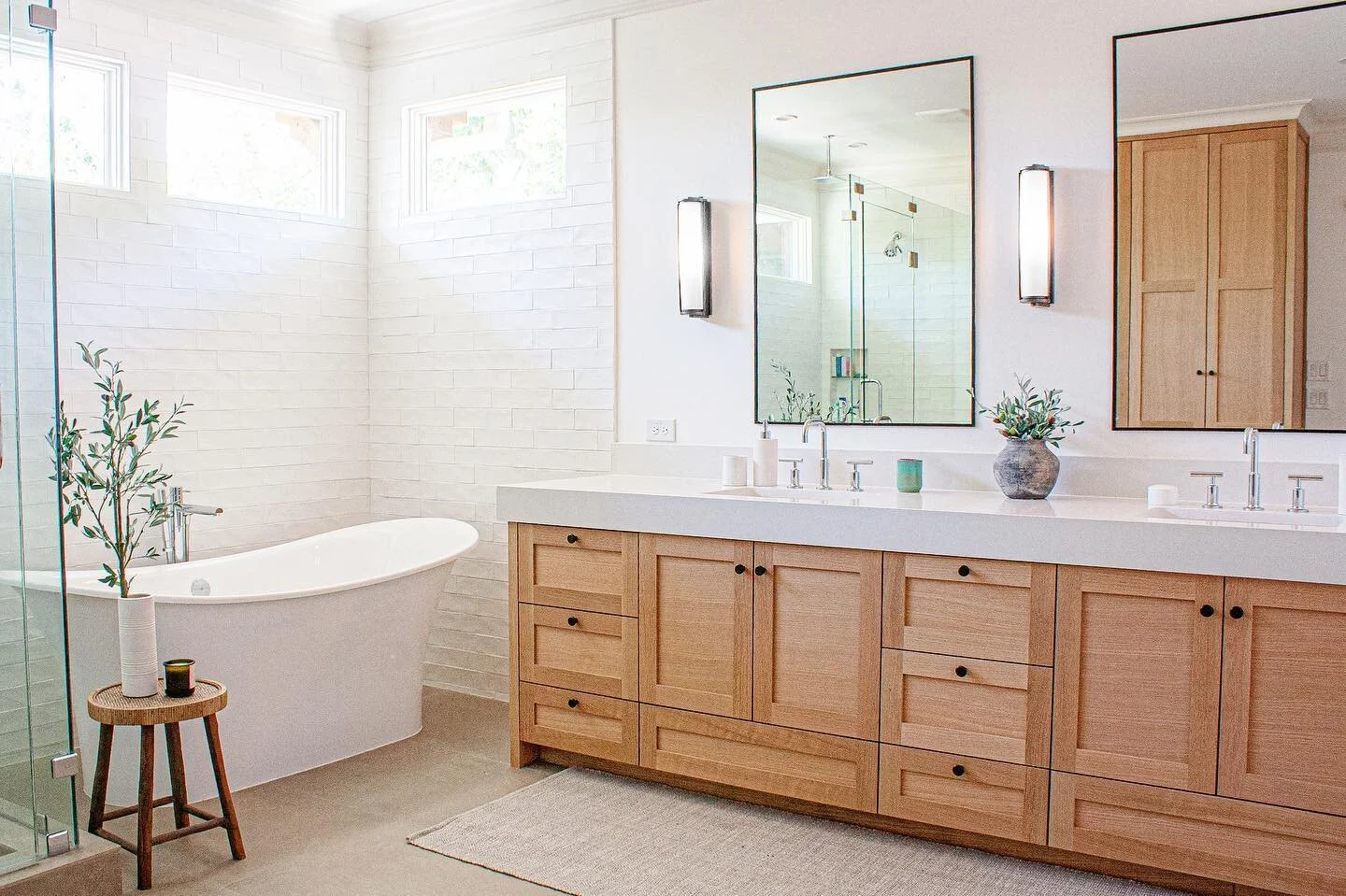 We finished our #vickery2020project this past month, what do you think of the master bathroom update?? Swipe for the before!