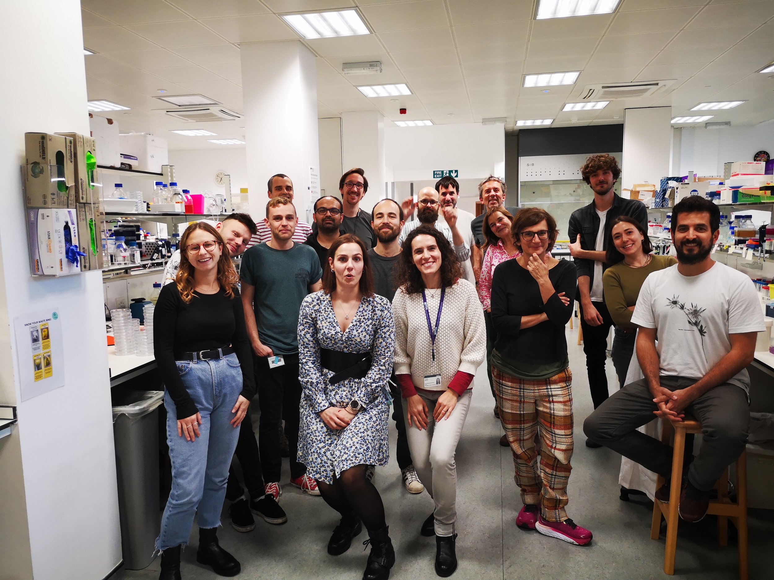 Luciana Moreira visits the Wilson lab