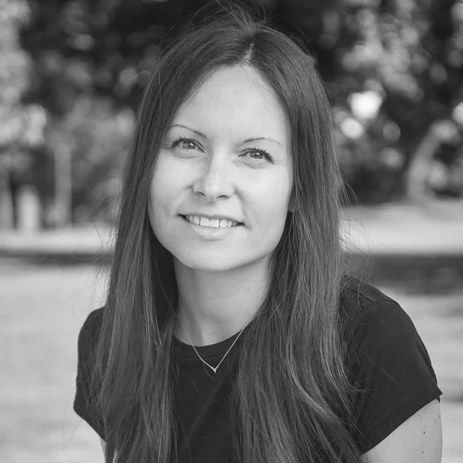 Alyssa HUang Registered Acupuncturist Website: alyssahuang.ca Facebook: alyssa the acupuncturist I NStagram: @alyssa.the.acupuncturist