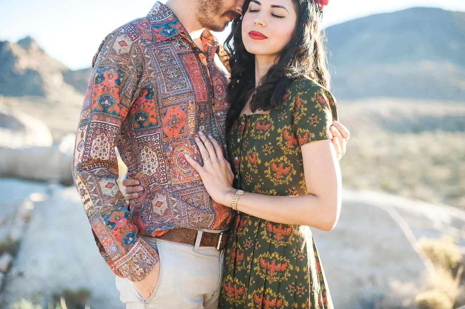 Stylish Joshua Tree Engagement photos // Emily + Andy