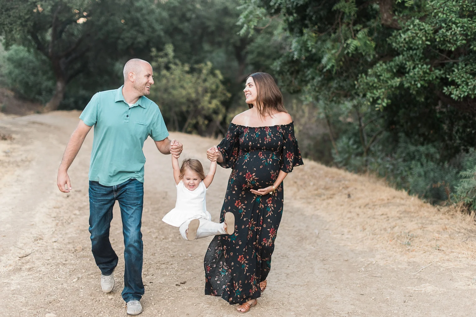 Series post: Styling your photography session // maternity bump tips