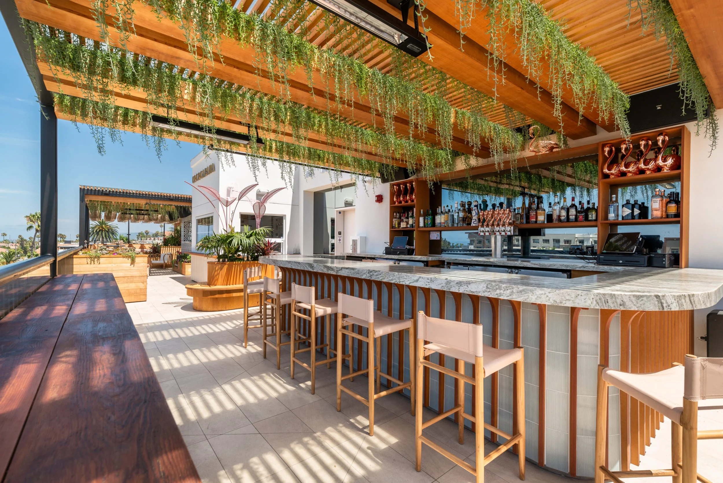 Top Benefits of Ordering Liquor Online for Pickup in Scottsdale, AZ