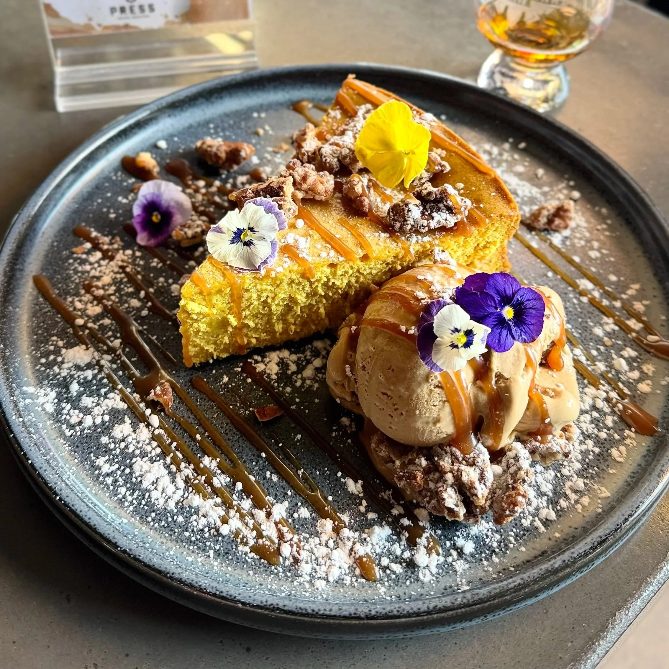 MC FEATURE DESSERT