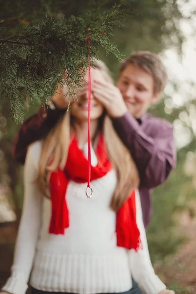 Tis the Season to get Engaged! CLICK TO READ