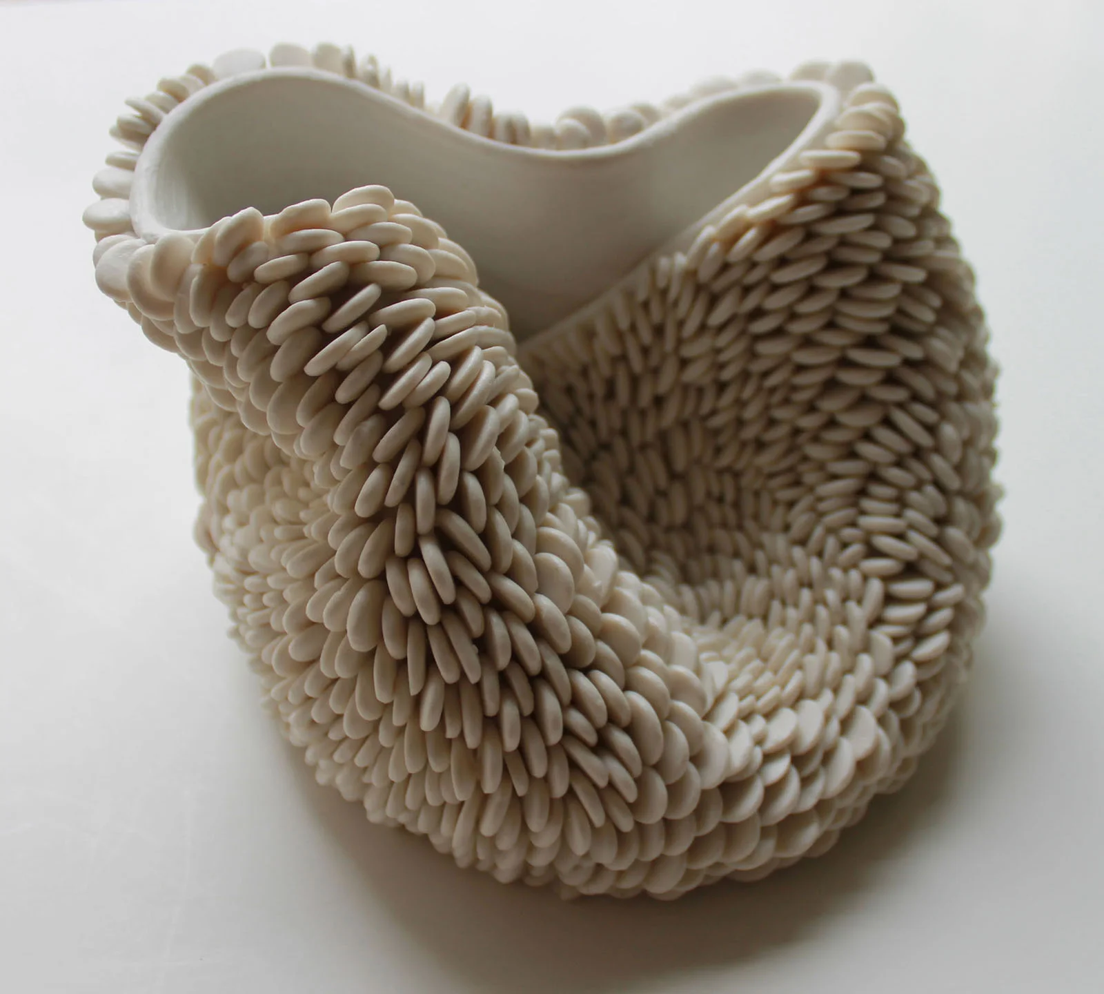White Flow Pot