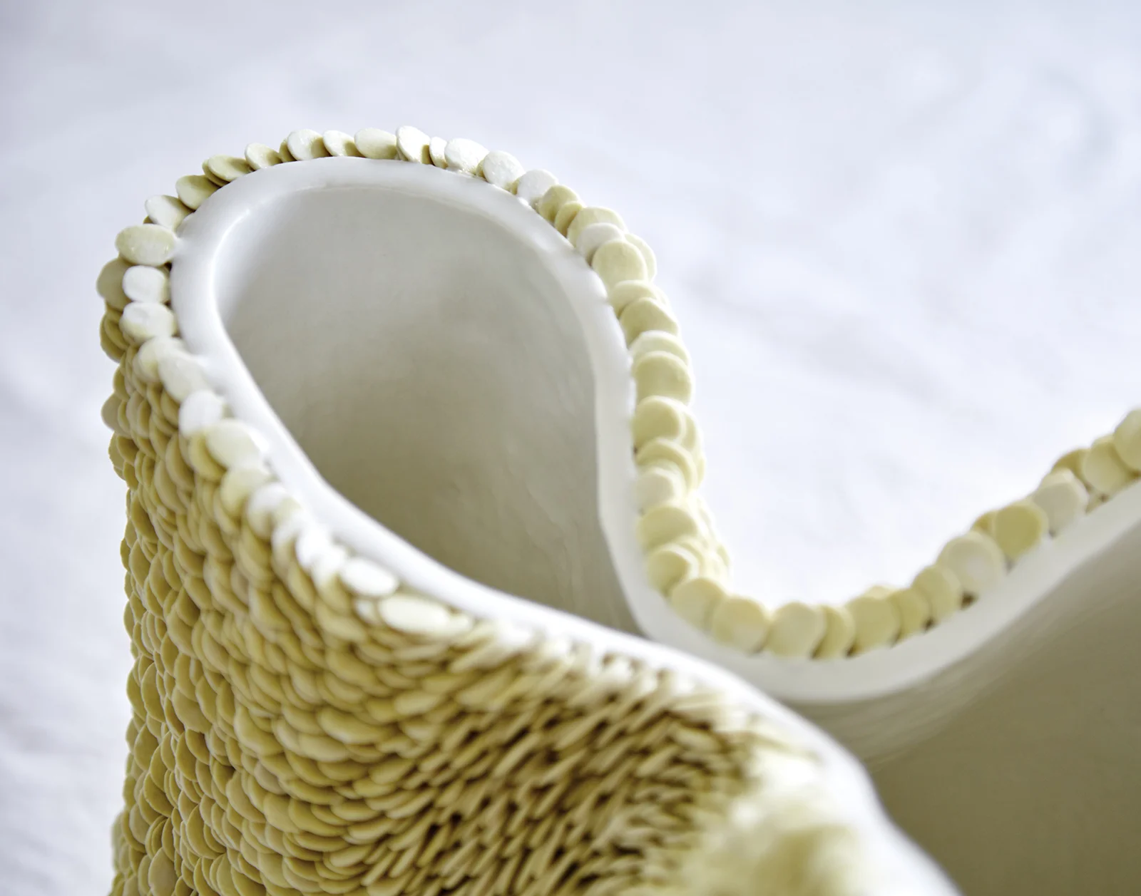 White Green Flow Pot