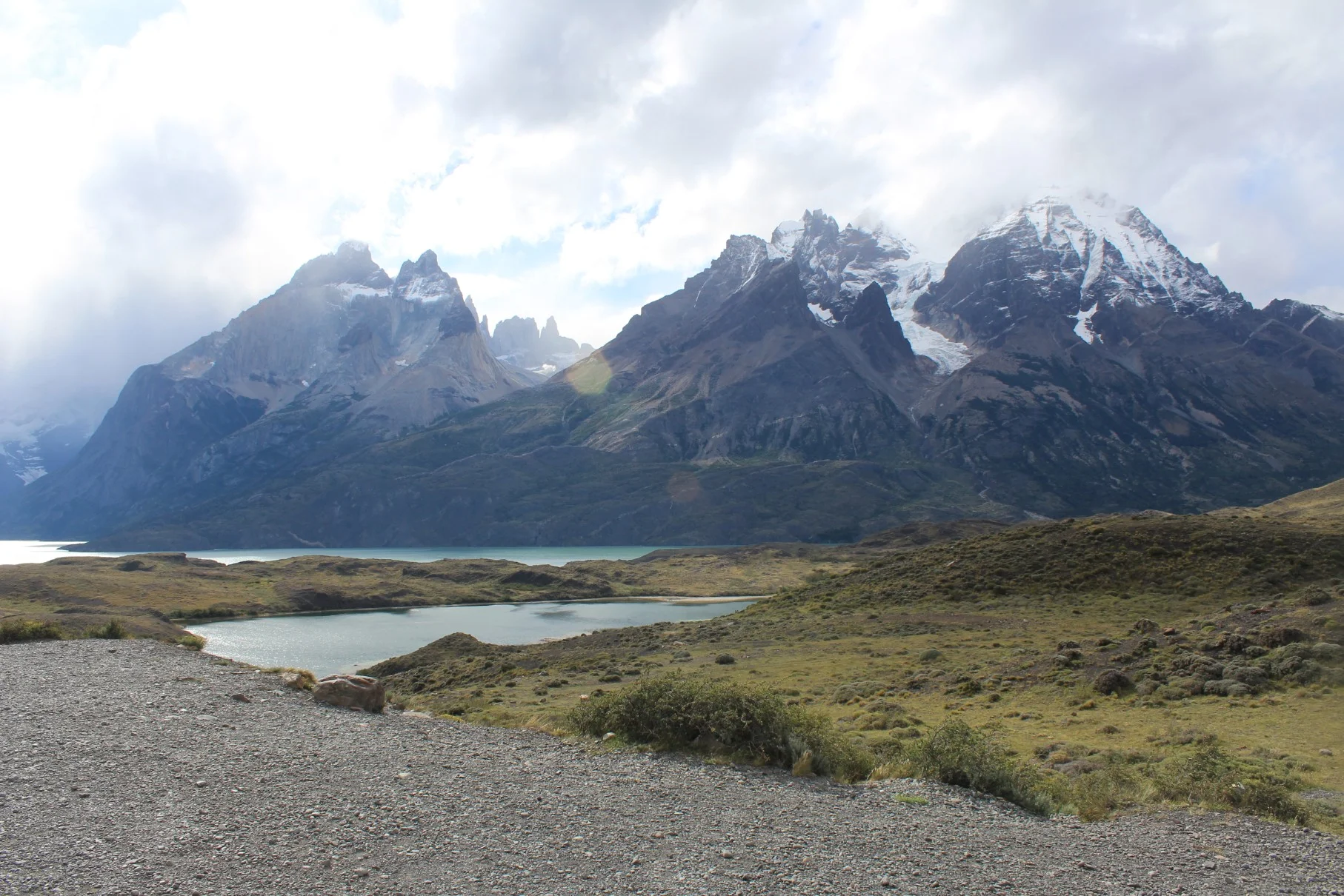 A view of the Cuernos from the road
