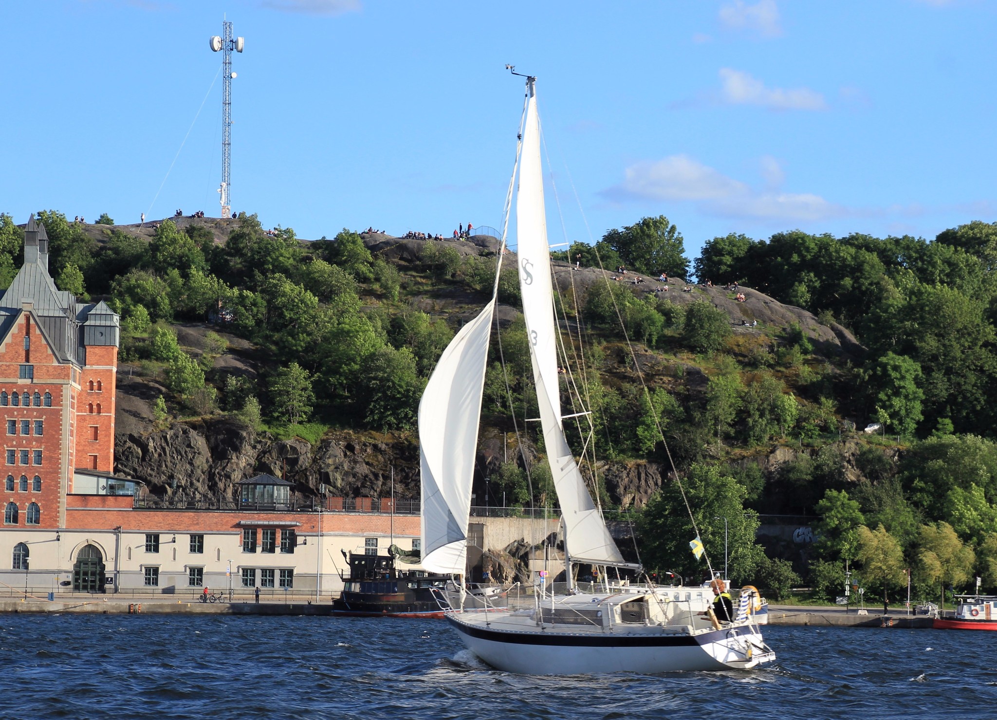 Sailing With a View of Sodermalm