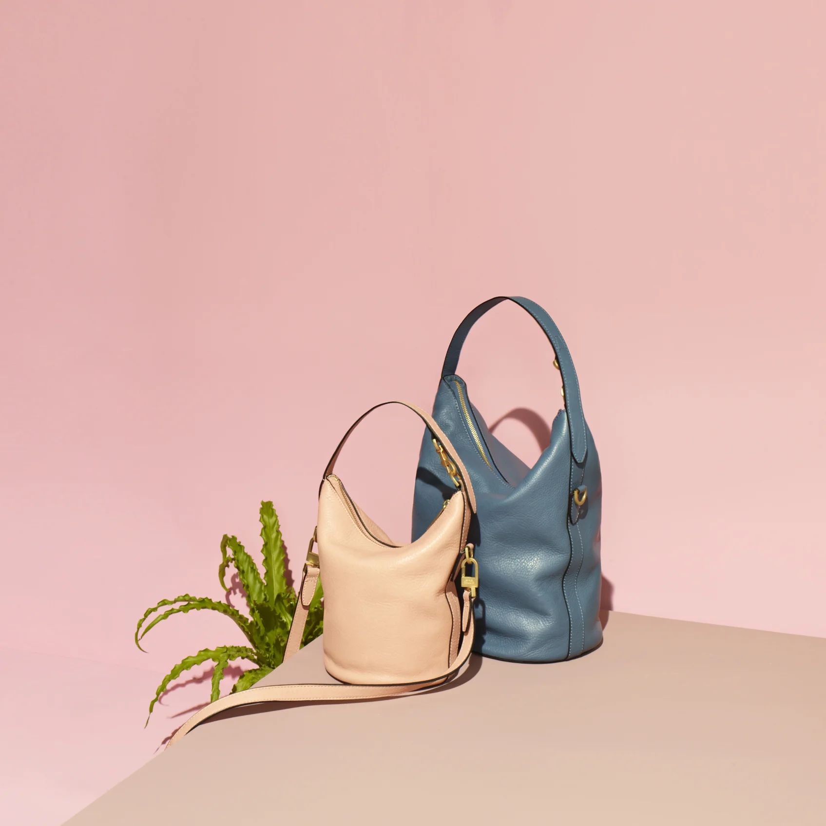 BucketBag_1.jpg