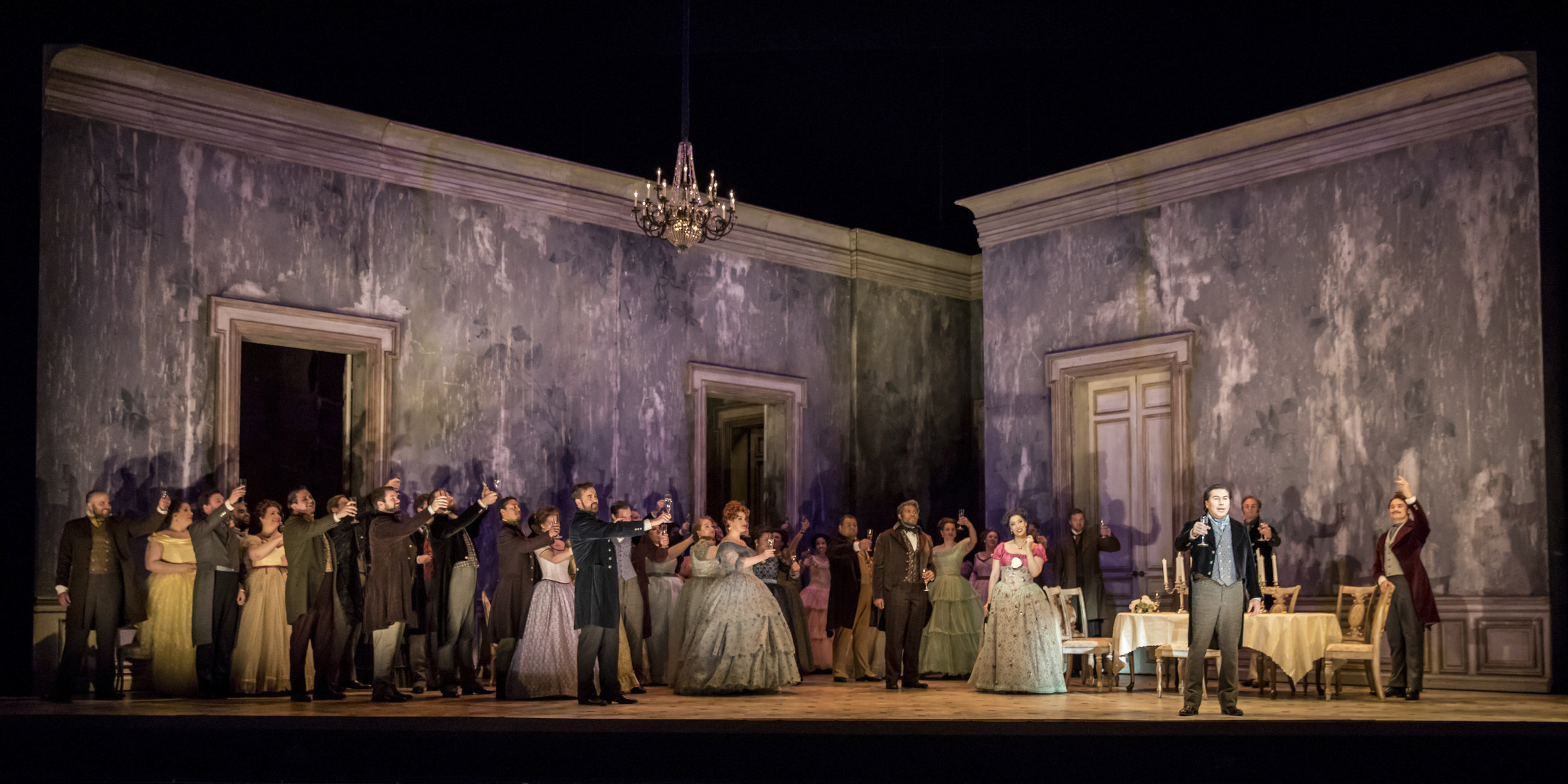   La Traviata  at Minnesota Opera. Photo: Dan Norman. 