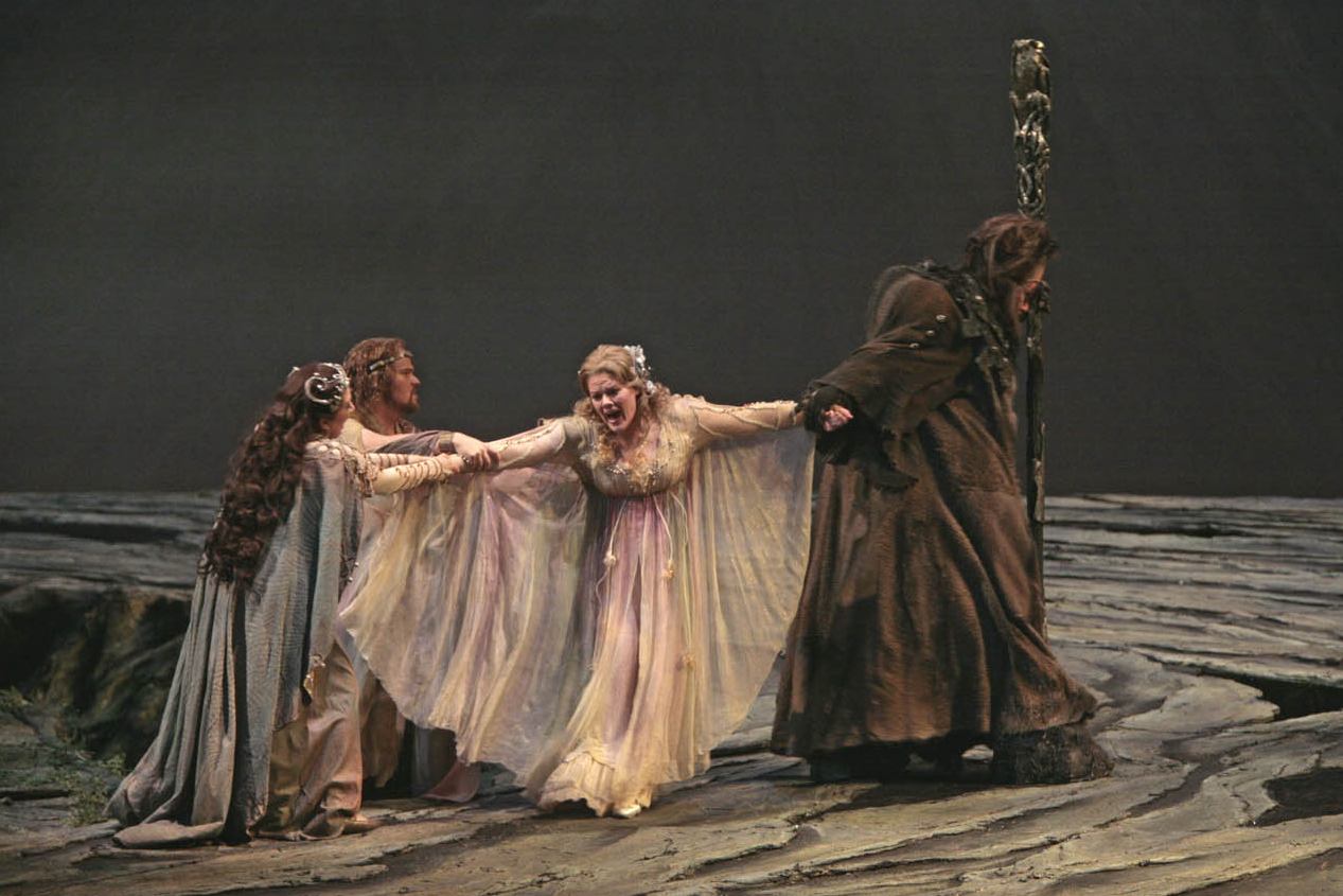   Das Rheingold  at the Metropolitan Opera. Photo: Beatriz Schiller. 
