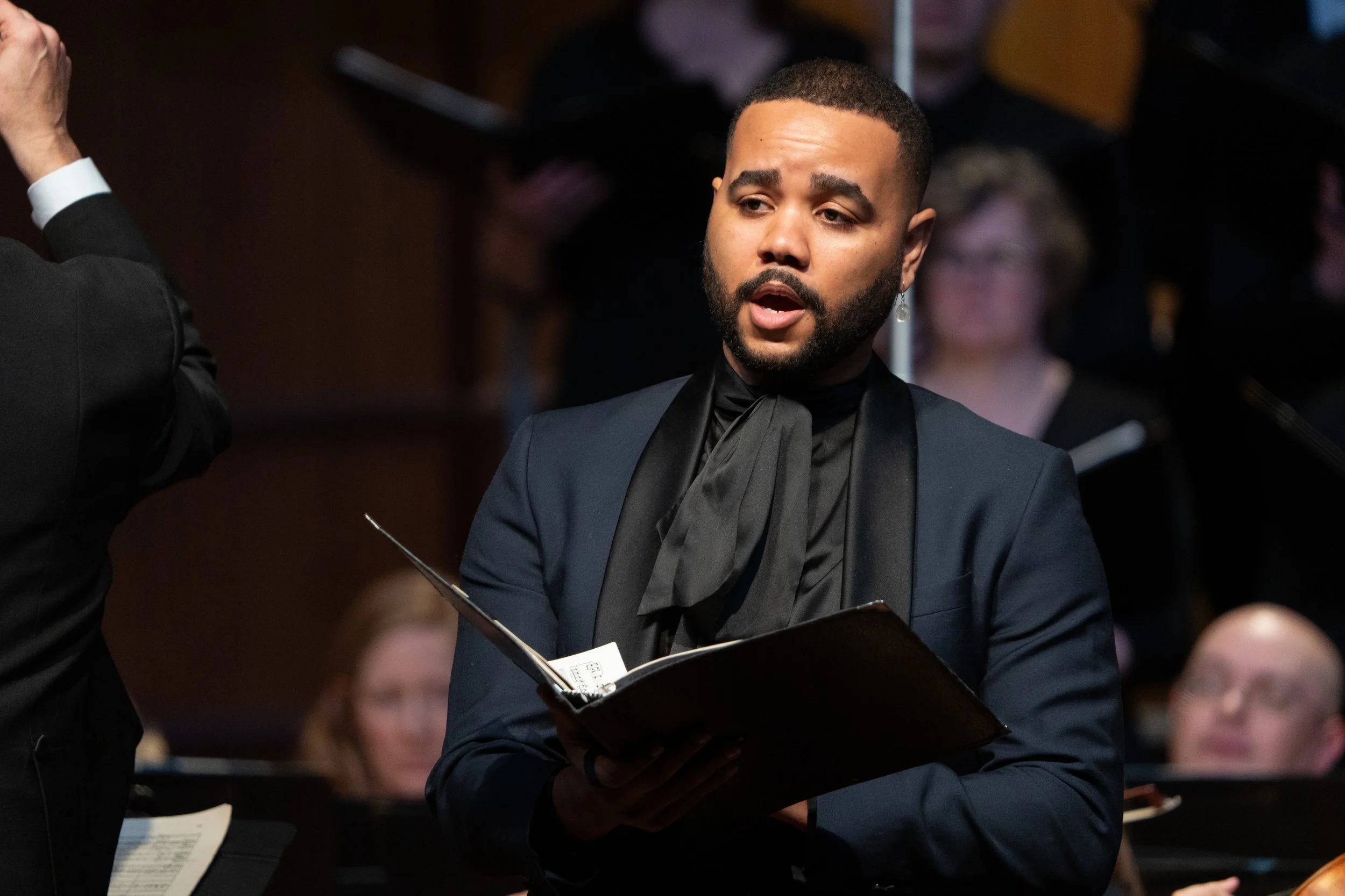  Bruckner’s  Te Deum  with the Apollo Chorus of Chicago and Elmhust Symphony Orchestra. Photo: Elliot Mandel. 